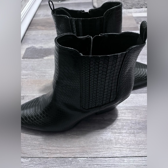 Black snake pattern booties🎀 - Picture 4 of 12